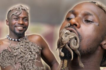 A Man Covered With Thousands Of Snakes On His Body Will Leave You…